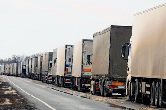 جابهجایی کالا در جادههای خوزستان افزایش یافت جابهجایی کالا در جادههای خوزستان افزایش یافت