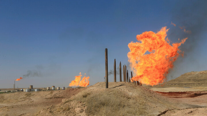 فاز دوم پروژه نفتی آذر مهران با ۱۸ حلقه چاه به زودی آغاز می‌شود 