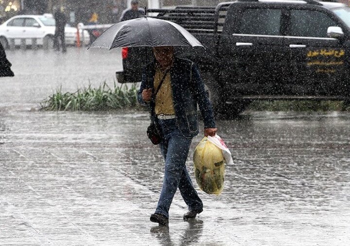 ۲۲ میلی متر بارندگی در خمین ثبت شد/ پیش‌بینی وقوع تندباد در استان مرکزی
