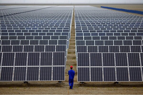 اژدهای زرد در بازار خورشیدی خاورمیانه؛ سرمایه گذاری در تجدیدپذیرها| پروژه های ۲.۸ میلیارد دلاری منا