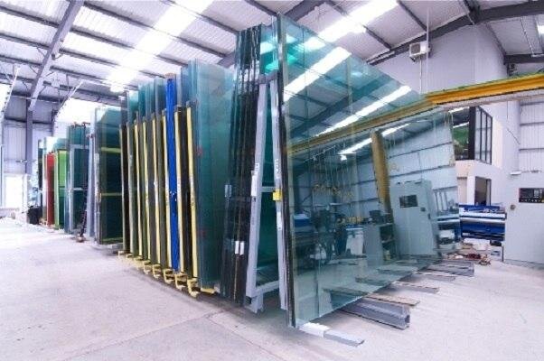 انعکاس محصولات شیشه ای مراغه در رونق تولید