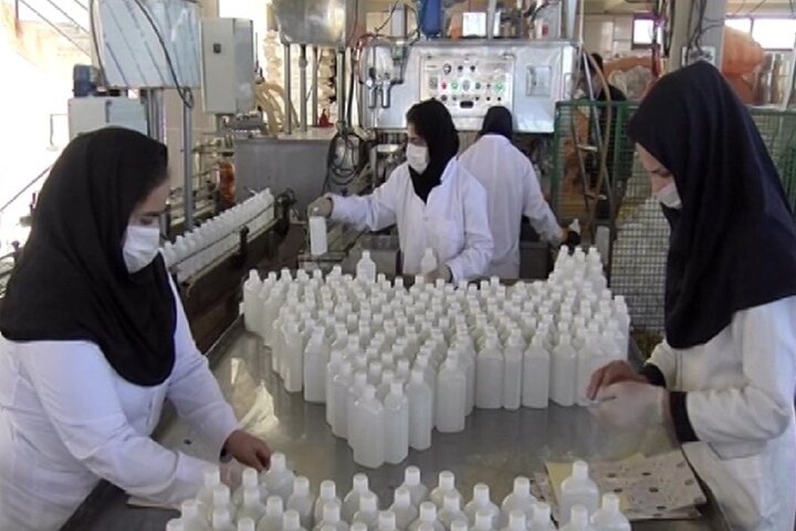 فعالین اقتصادی استان بوشهر برای مبارزه با کرونا دست به کار شدند فعالین اقتصادی استان بوشهر برای مبارزه با کرونا دست به کار شدند