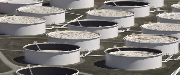 آمریکا بشکه های ذخیره نفتی را پر می کند