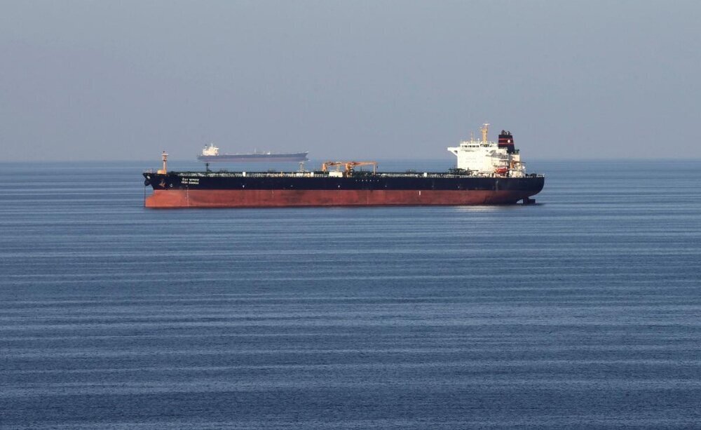 توقیف کشتی حامل سوخت قاچاق در خلیج فارس