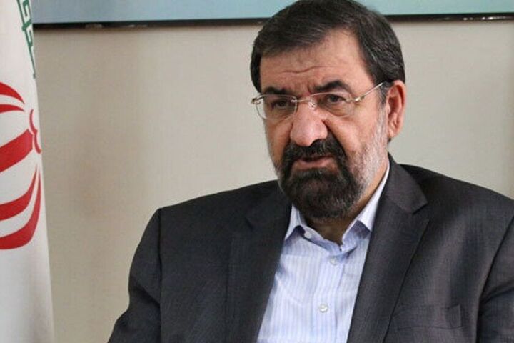 انحصار آموزش پزشکی و مافیای دارو را میشکنیم انحصار آموزش پزشکی و مافیای دارو را میشکنیم