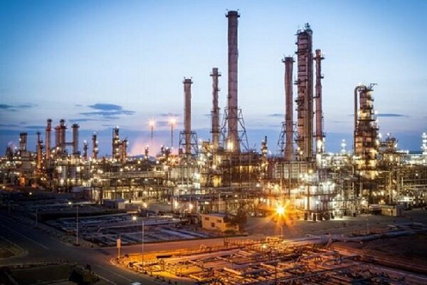 تولید ۷ درصد سوخت کشور در پالایشگاه تبریز/ تلاش برای جهش در تولید بنزین یورو۵