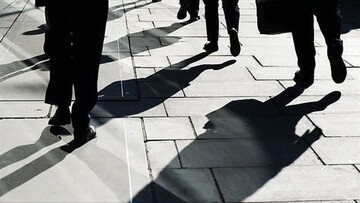 فردا بزرگ‌ترین موج استعفای اجباری تاریخ آمریکا رقم می‌خورد