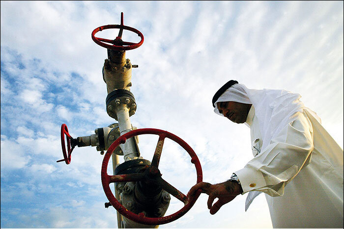 عربستان تعمیق کاهش تولید نفت دیگر اعضای اوپک پلاس را خواستار شد
