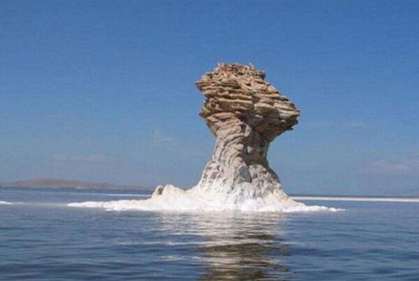 وسعت دریاچه ارومیه ۱۷.۶ کیلومترمربع کاهش یافت