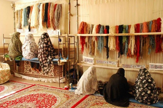 اشتغال ۷۲ هزار نفر در صنعت فرش دستباف آذربایجان غربی