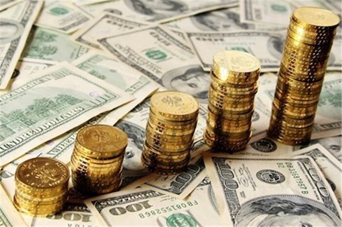 بازگشت دلار به کانال ۱۷هزار تومان/ قیمت ها در بازار ارز، طلا و سکه کاهشی شدند