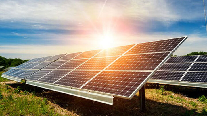 نقش نیروگاه‌های خورشیدی در تأمین برق پایتخت