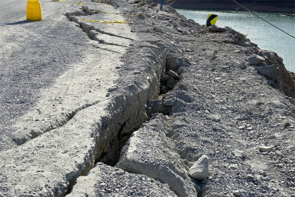 محور «لواسان-جاجرود» باز است/ جنس خاک منطقه و زلزله های اخیر عامل رانش زمین