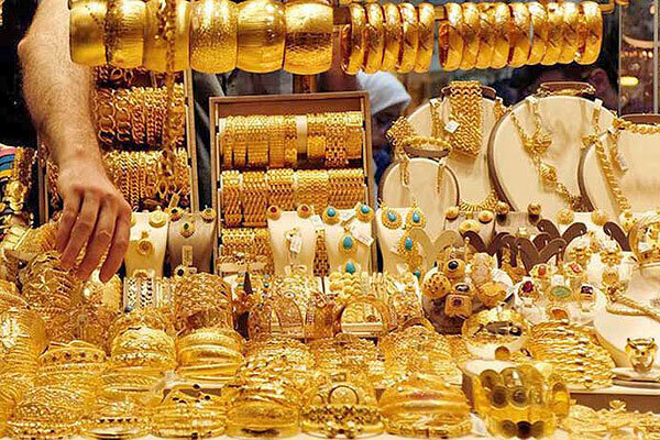 ارز گران، کسب و کار صنعت طلا را کساد کرد/ رخ فروشندگان طلا زرد شد