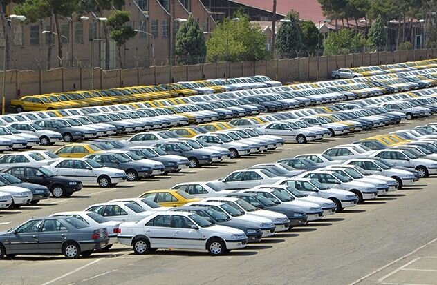 گزارش وزارت صمت به رئیس‌جمهور درباره واگذاری خودرو خارج از ضوابط به برخی دستگاه‌ها