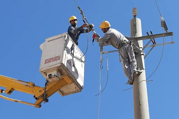 لزوم برنامه‌ریزی و تعمیر شبکه‌های توزیع برق همدان برای کاهش خاموشی ها