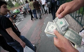 کنترل تورم هدف اصلی بانک مرکزی با مدیریت بازار ارز| ارز نیمایی نباید جهشی رشد کند