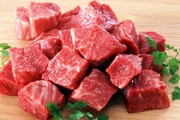 عرضه گوشت قرمز نسبت به اردیبهشت سال گذشته ۱۴ درصد کاهش یافت