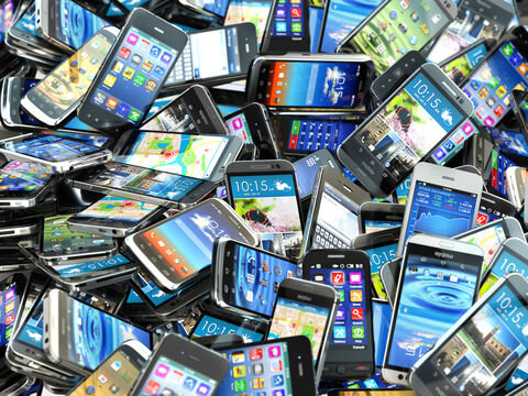 قیمت روز انواع تلفن همراه در اول شهریور ۱۴۰۱