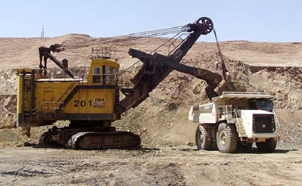 ضرورت صدور مجوز واردات ماشین‌آلات دست‌دوم در حوزه معدن 