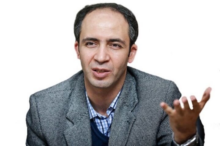 ایران دچار ابرتورم نمی شود/ بی اعتماد کردن مردم به شفاف ترین بازار، اشتباه بزرگی بود