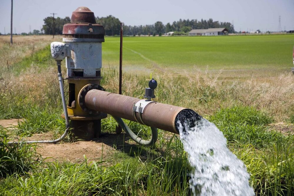 جلوگیری از اضافه برداشت ۲۹۰ میلیون مترمکعب آب منابع زیرزمینی در استان همدان
