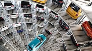 خودروسازان بزرگ دنیا مشتری ندارند! / کرونا  فروش بنز را ۱۷ درصد کم کرد