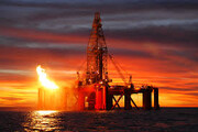 صنعت نفت امریکا زمین گیر شد/ کاهش ۷۶ درصدی تولید نفت شیل