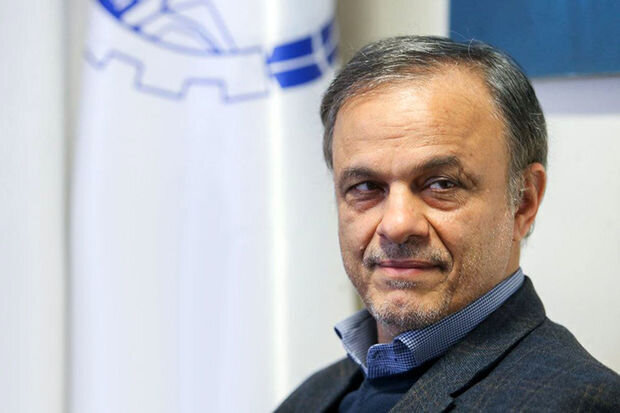 رزم حسینی وزیر صنعت، معدن و تجارت شد