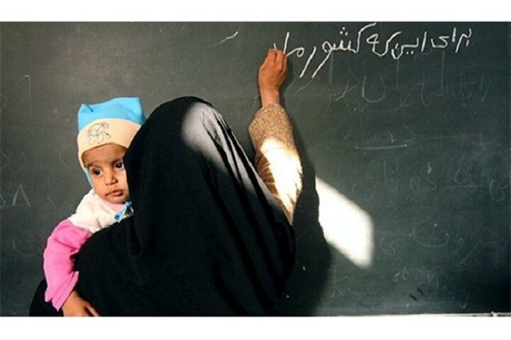 ورود ۲۵ هزار معلم جدید به مدارس از ابتدای آبان ماه