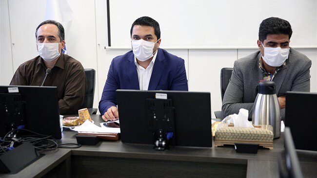 قیمت‌گذاری دستوری و تخصیص نامناسب ارز؛ چالش اصلی صنعت مرغداری