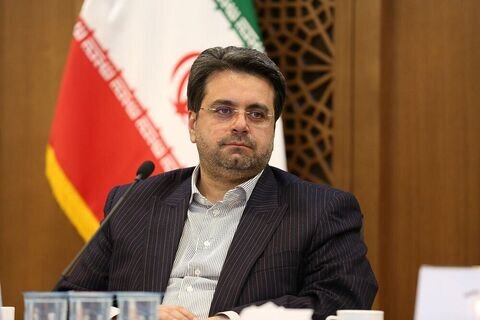 دولت باید به جای بنگاه‌داری به سیاست‌گذاری مشغول شود| توسعه نامتوازن اصفهان