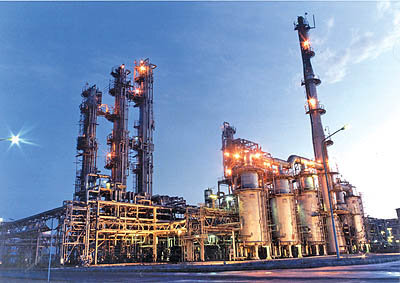 تولید محصولات پالایشگاه گاز ایلام ۵۰ درصد افزایش می‌یابد/ اجرای فاز دوم پالایشگاه