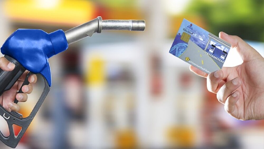 طرح تثبیت قیمتها کاملا اشتباه بود/ گرانی سایر کالاها، بنزین را رو سفید کرد