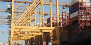 پهلوگیری بزرگترین کشتی‌ کانتینری متعلق به خطوط ایران در بندر شهید رجایی