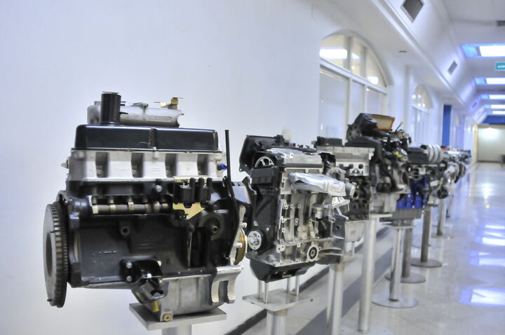 تولید انبوه موتور کم مصرف ۳ استوانه در دستور کار ایران‌خودرو