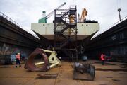 کار صنعتی در یک کارخانه کشتی سازی فرانسه