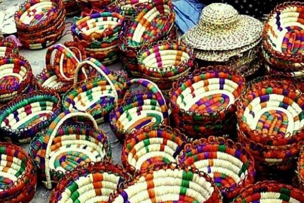 «بازار فروش» معضل اصلی تولیدکنندگان صنایع‌دستی در استان سمنان است
