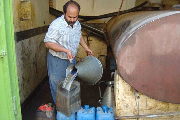  یک هزار و ۸۰۰ لیتر نفت سفید در روستاهای زنجان توزیع شد