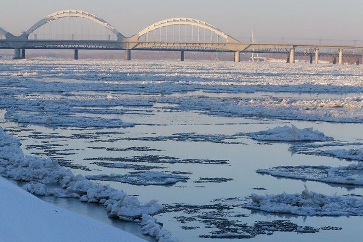رودخانه یخ زده 5