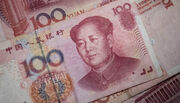«یوآن چین» مچ «دلار آمریکا» را می خواباند