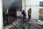 آتش سوزی ۷ انبار در جاده ارومیه - سلماس مهار شد