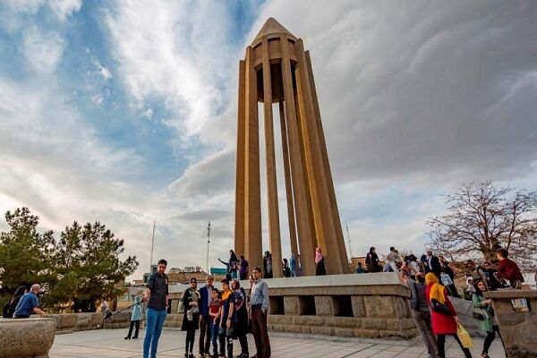 بازدید ۲۱۸ هزار نفر از اماکن تاریخی‌ و تفریحی همدان در ایام نوروز