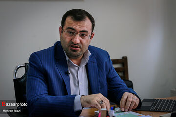 در کویری‌ترین استان‌ها صنایع فولادی ساخته‌ایم که یک اقیانوس آب هم کفاف مصرفشان را نمی‌دهد