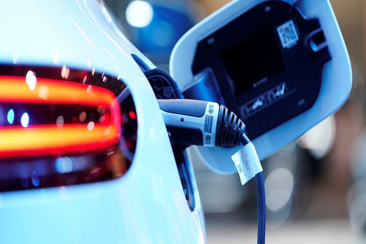 قصد اُپل برای تولید خودروی ۱۰۰ درصد برقی