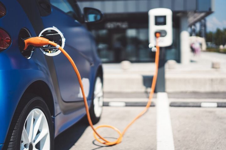 افتتاح ۴ ایستگاه شارژ خودروهای برقی تا دوشنبه