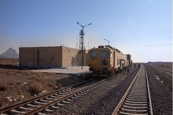 پروژه احداث راه آهن چهارمحال و بختیاری با ۴۰ درصد پیشرفت فعال است