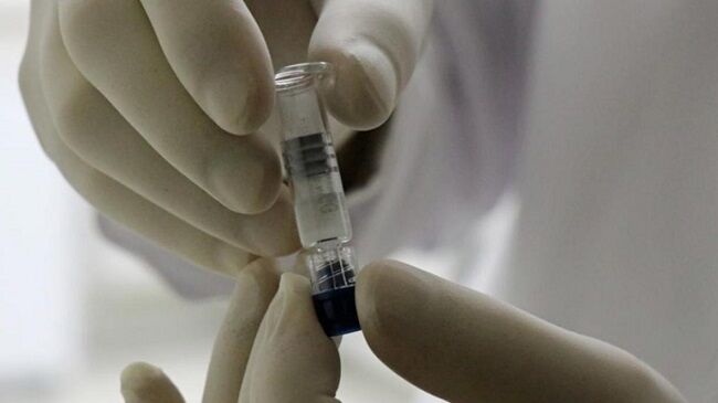 آزمایش ترکیب واکسن روسی و آسترازنکا برای پیشگیری از بیماری کرونا