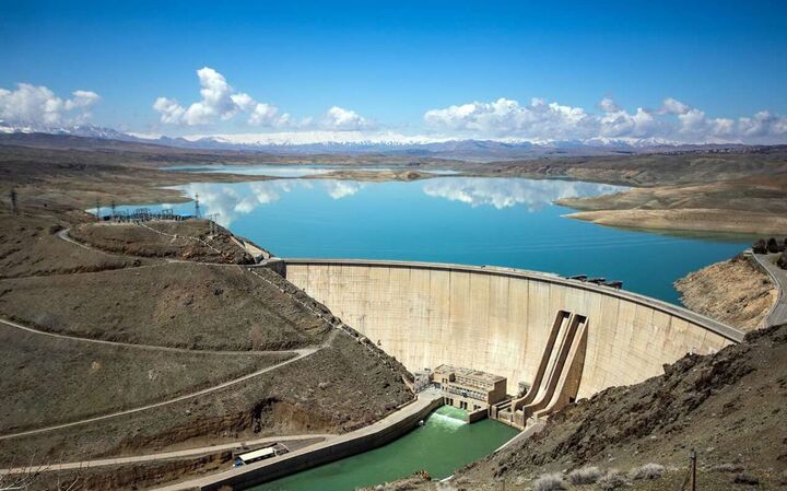 وضعیت نامناسب ذخیره آبی در اصفهان/ تنها ۱۸۳ میلیون متر مکعب آب داریم