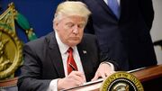 امضاء دومین طرح بسته حمایت از اقتصاد توسط ترامپ